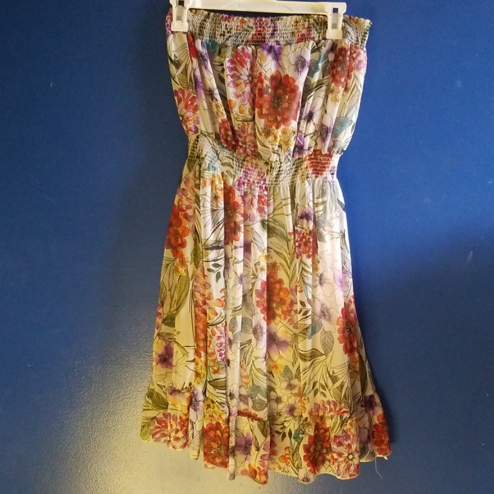 Strapless flower blouse